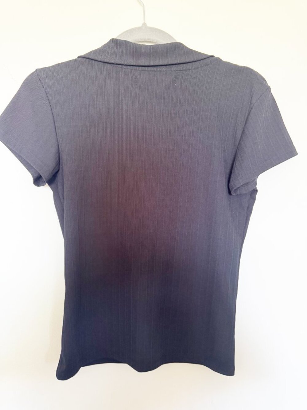 OAK + FORT Women's Button Front top - Size medium - black - Picture 4 of 4